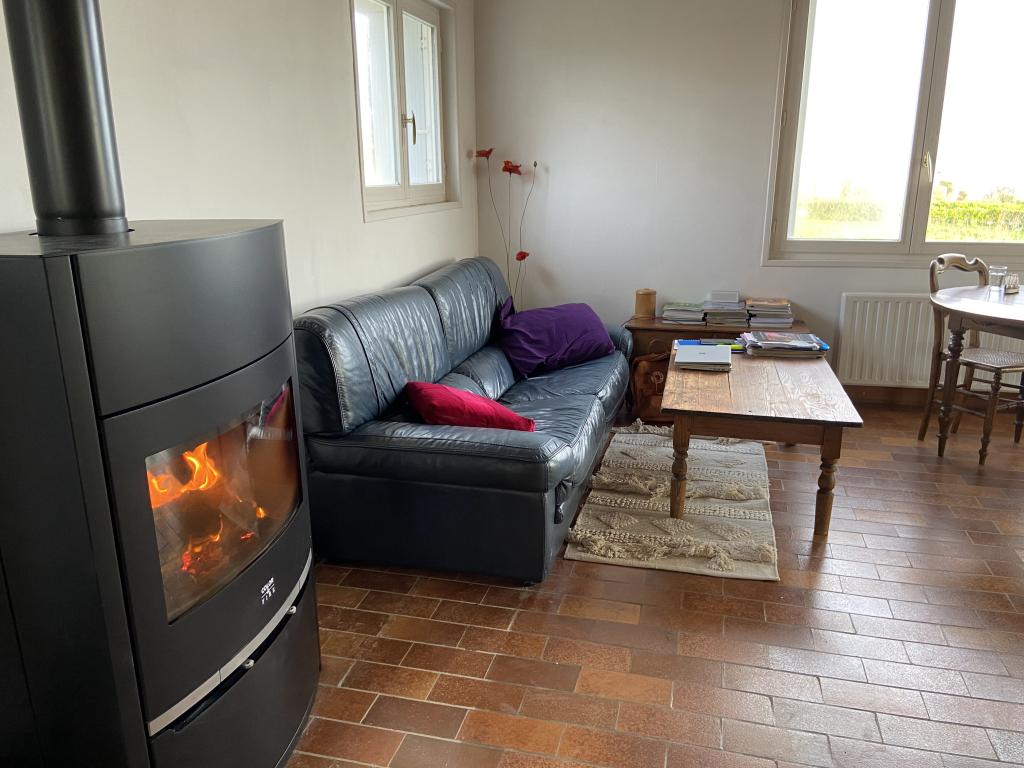 Bonheur de Mer- Maison access direct a la mer avec grand jardin clos et vue magnifique