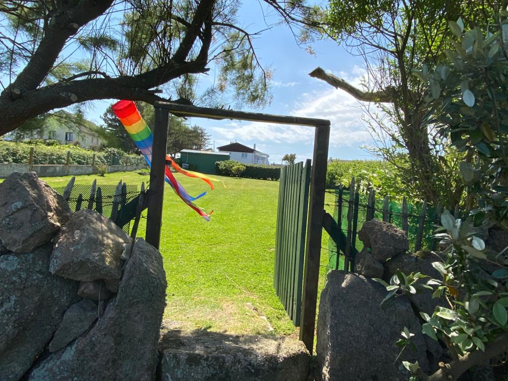 Bonheur de Mer- Maison access direct a la mer avec grand jardin clos et vue magnifique