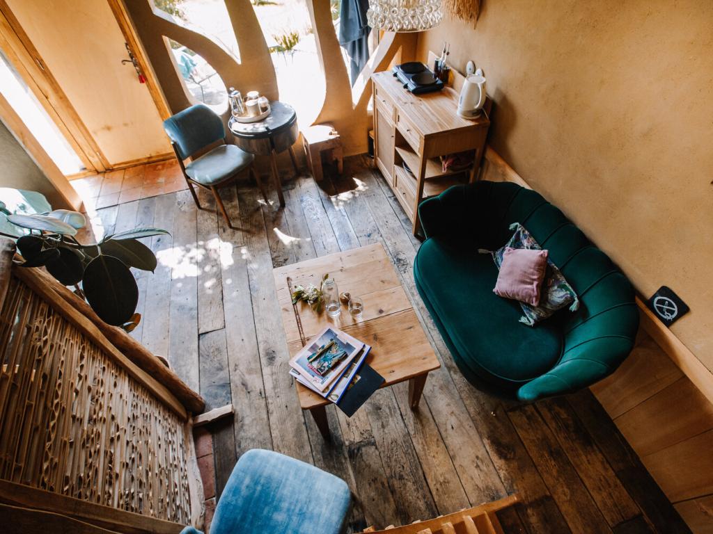 Ecolodge dans la prairie
