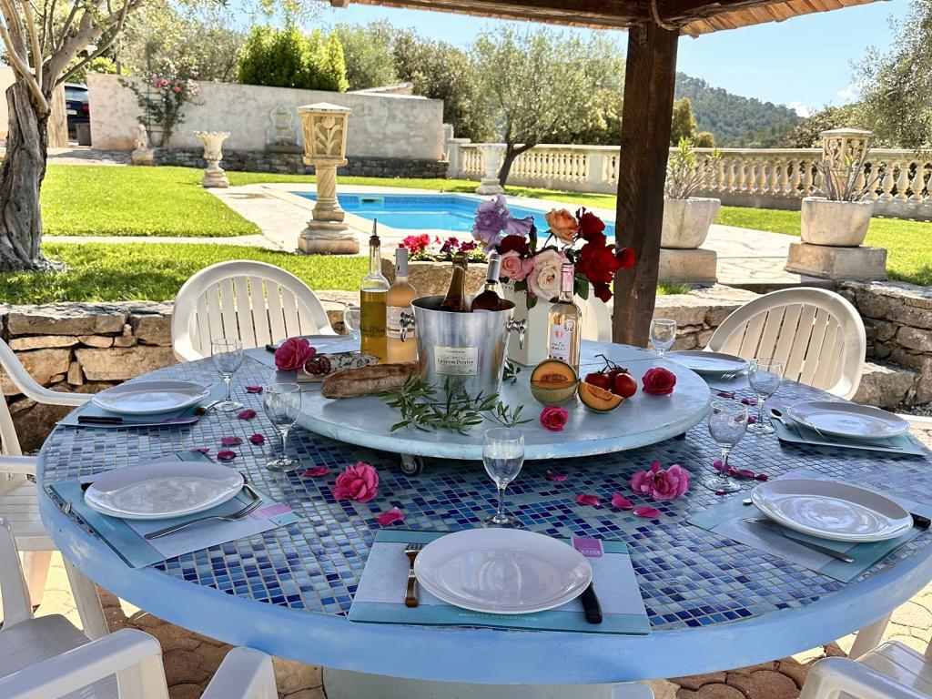 villa  piscine chauffée en moyenne saison