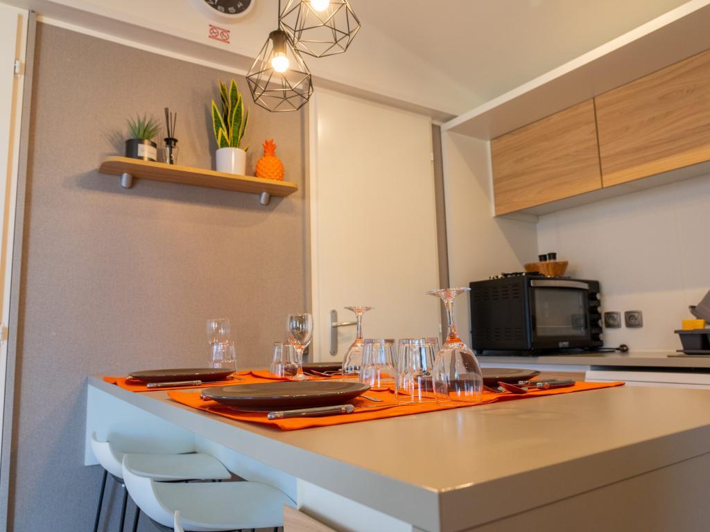 Mobile-home proche de la mer