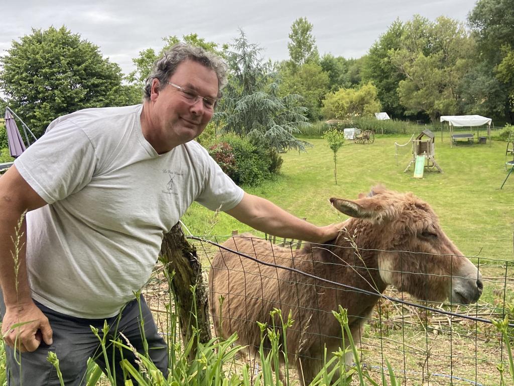 La Petite Maison : charme authentique et séjour atypique pour 4 - 15 minutes du Puy du Fou