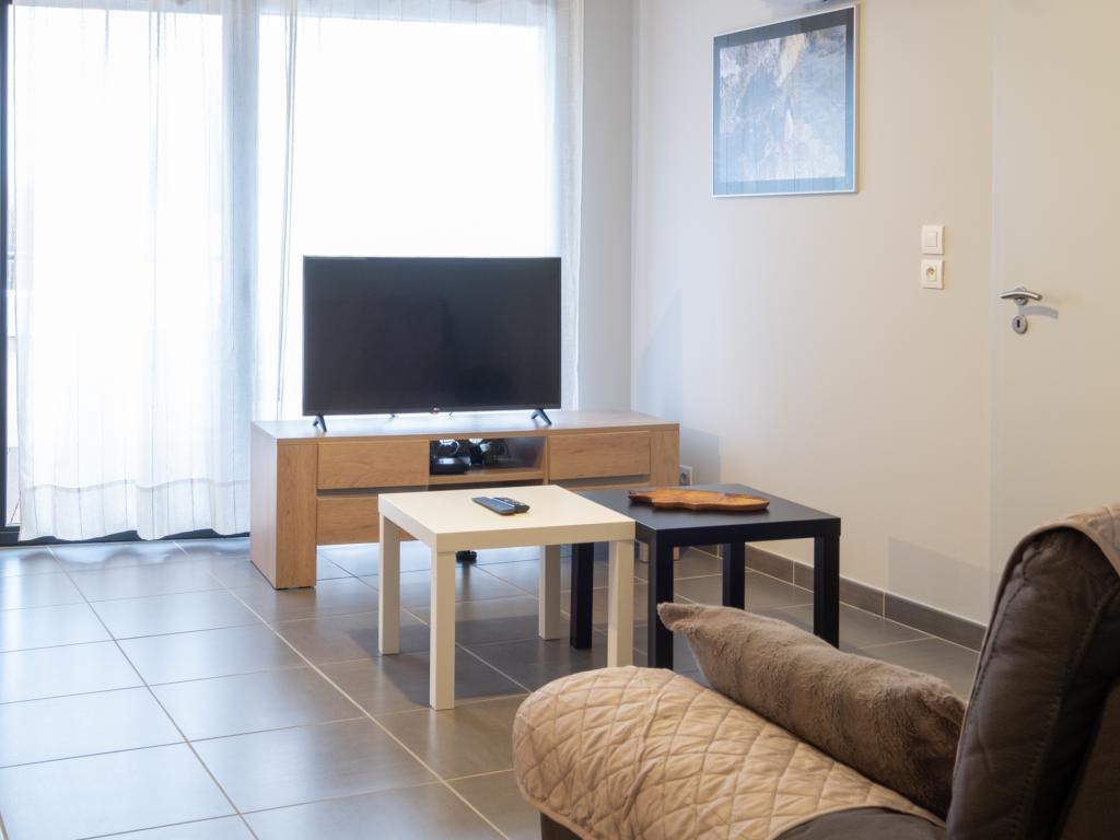 VOTRE RESIDENCE  POUR 6 PERSONNES *** A 2 PAS DU LAC D'ANNECY (CLIMATISATION - GARAGE PRIVE)