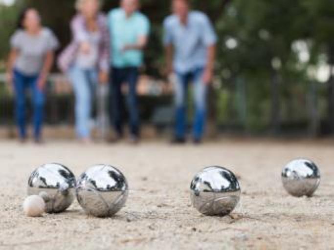 Le Jardin du Cannet : Propriété atypique dans l'esprit bergerie au cœur d'un jardin provençal ouvert toute l'année.