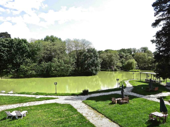 GRANDE VILLA DU CHATEAU EN TOURAINE