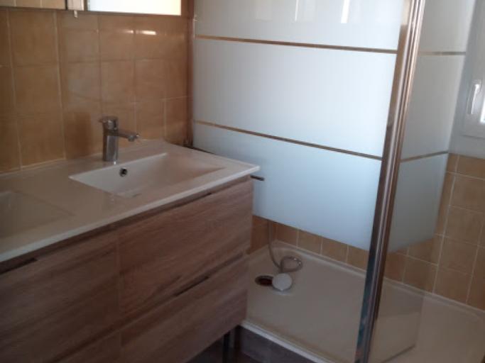 Villa bord  Ste Marie la mer. 4 à 6 personnes
