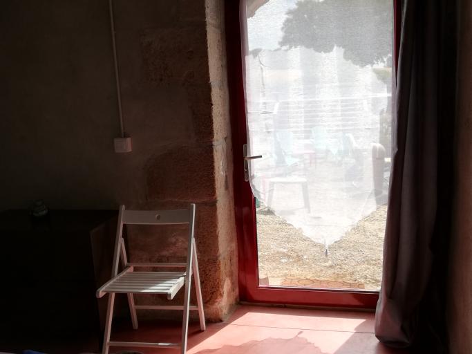 Logement d'hôtes pour 2 à 5 personnes pour profiter du calme du bocage Bourbonnais