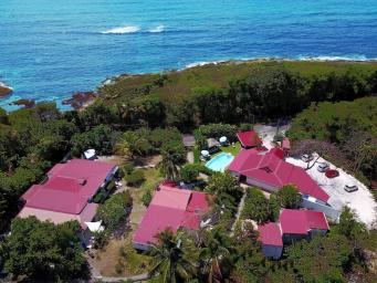 VILLA DOUCEUR PLAGE EN BORD DE MER A MARIE GALANTE 2/4 personnes