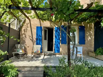 Gîte 2 personnes, vue Pyrénées, pleine nature, piscine
