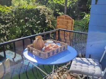 Nid d'Amour en Provence verte
