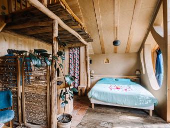 Ecolodge dans la prairie