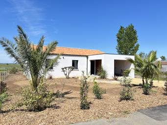 Villa à 900m de la mer avec piscine et spa privatif