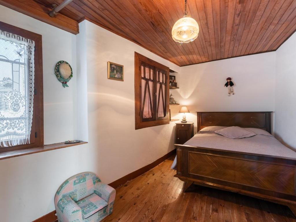 Gîte avec grande cheminée, vues sur les montagnes, animaux acceptés gratuitement, wifi