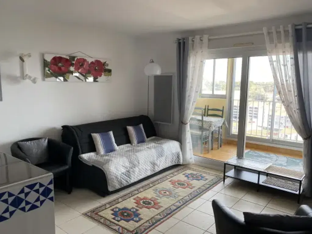 Studio vue sur le port