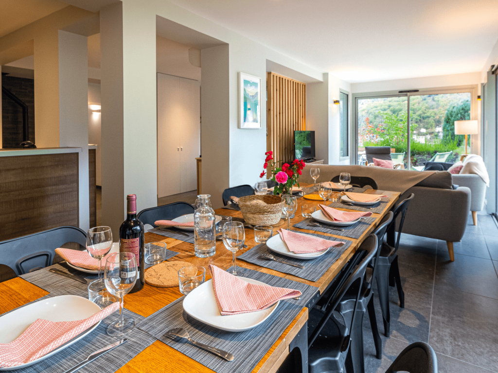 Chalet très spacieux & moderne avec grand jardin, à 800m du centre – Classé 4 ⭐