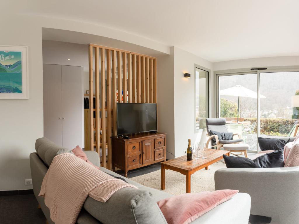 Chalet très spacieux & moderne avec grand jardin, à 800m du centre – Classé 4 ⭐