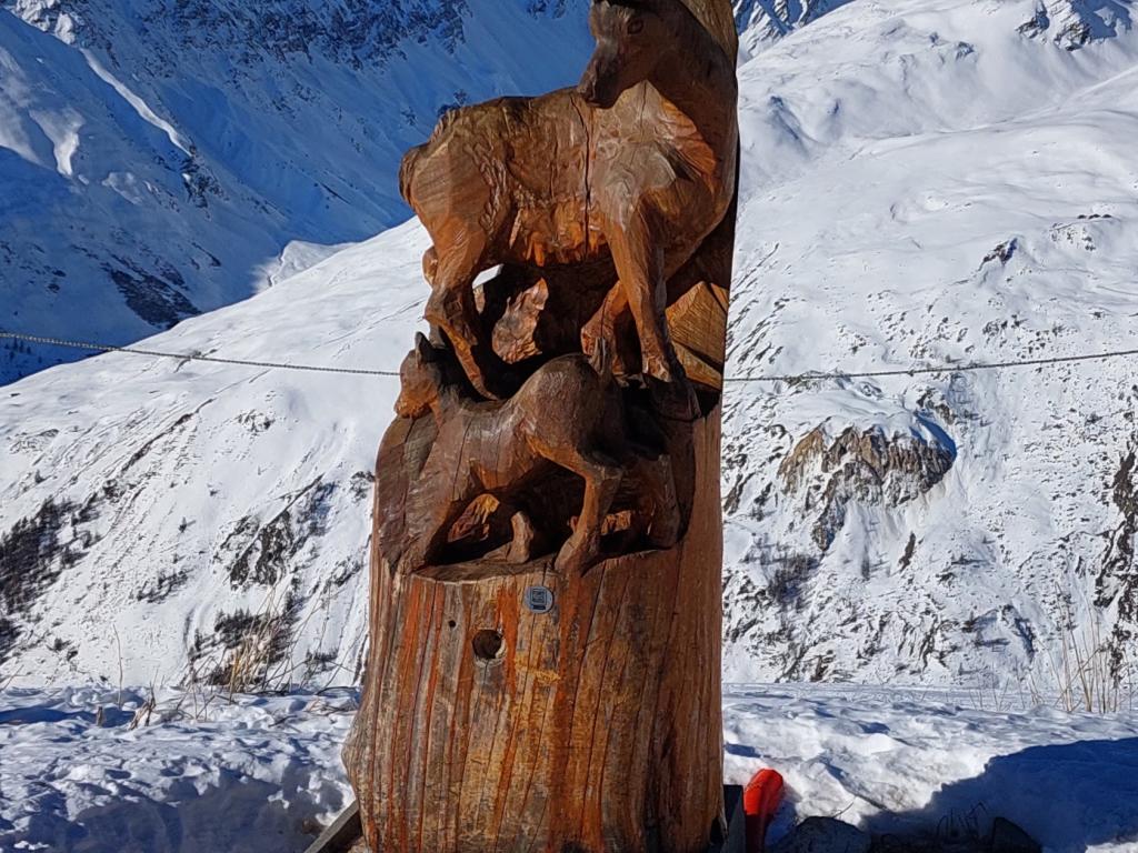 Appartement à la montagne au pied des pistes avec piscine chauffée