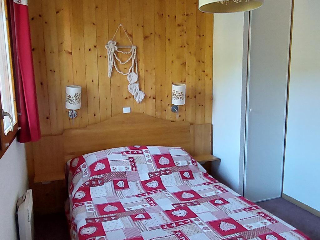 Appartement à la montagne au pied des pistes avec piscine chauffée