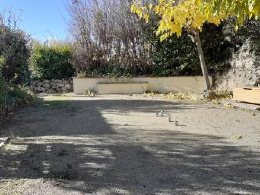 Le Jardin du Cannet : Propriété atypique dans l'esprit bergerie au cœur d'un jardin provençal ouvert toute l'année.