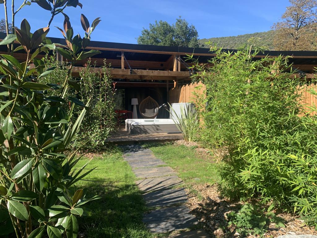 Gites 2 à 4 personnes avec spa privatif