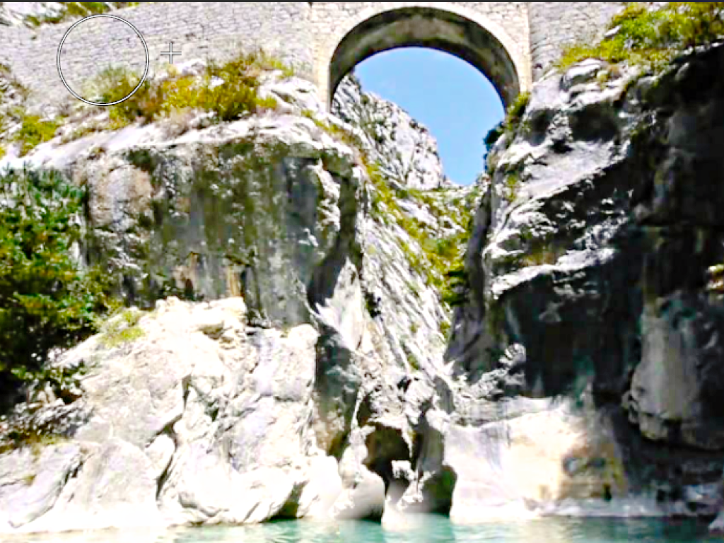 Les gîtes de saint Ribert 😀🚵🚶🚗🐕 gîte 6 pièces, alpes du Sud, repos, détente, vue magnifique.