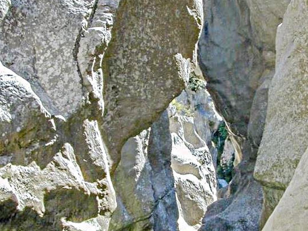 Les gîtes de saint Ribert 😀🚵🚶🚗🐕 gîte 6 pièces, alpes du Sud, repos, détente, vue magnifique.