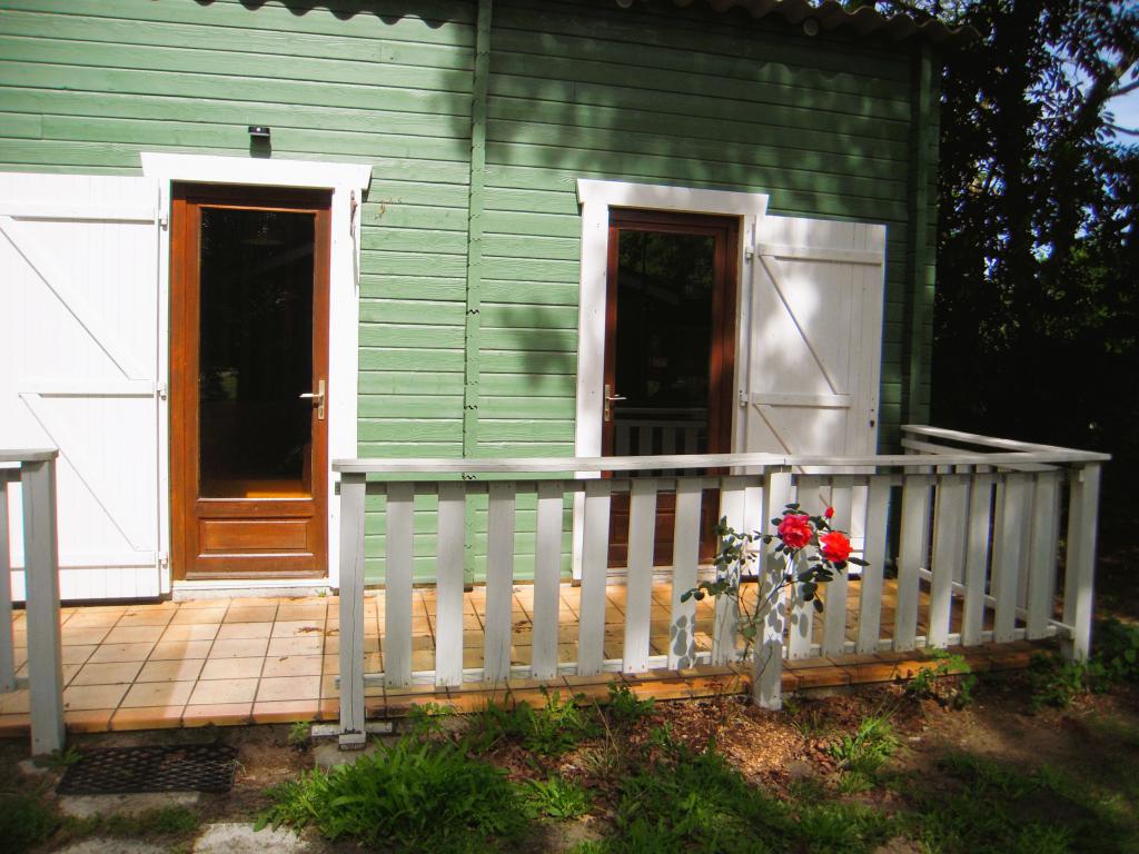 Gite chalet pour 2 au calme dans la forêt - Piscine - Le petit refuge du hameau secret