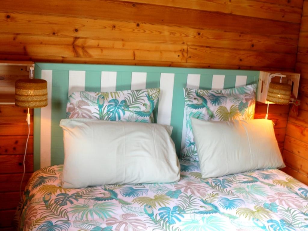 Chalet gite confortable au milieu de la forêt landaise pour 2/4 personnes (1 animal accepté) Piscine - La cabane du Résinier - Le hameau secret