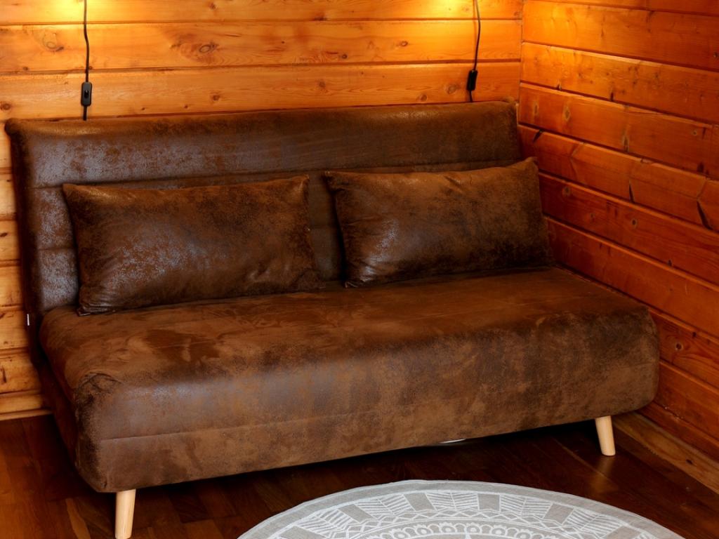Chalet gite confortable au milieu de la forêt landaise pour 2/4 personnes (1 animal accepté) Piscine - La cabane du Résinier - Le hameau secret
