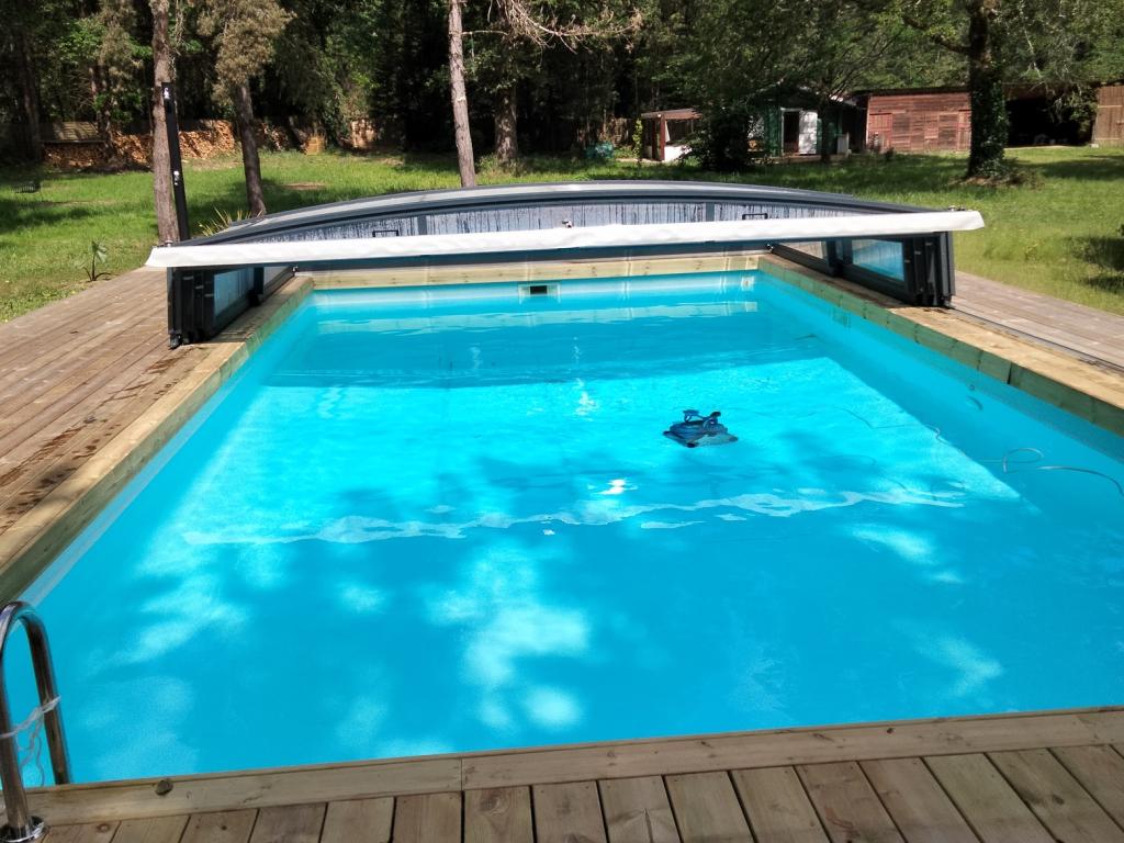 Chalet gite confortable avec piscine partagée pour 4 personnes dans les bois (1 animal accepté) - La forge d'Espelette du Hameau Secret