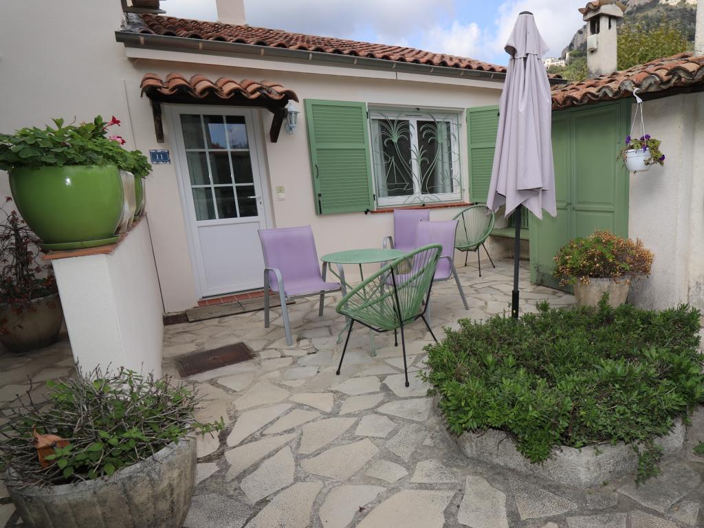 HÔTEL VILLA ROSERAIE ouvert toute l'année : LA NUIT, SEMAINE, MOIS, ANNEE.
