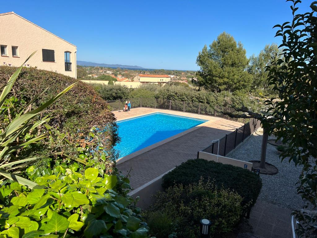 GRAND STUDIO CLIMATISÉ AVEC PISCINE PRESQU'ÎLE DE GIENS