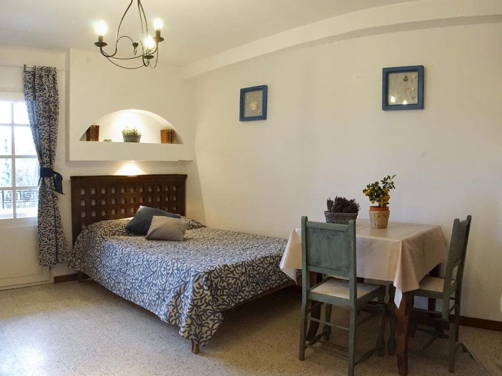 STUDIO PRESQU'ÎLE DE GIENS AVEC BALCON COTE SUD(9)
