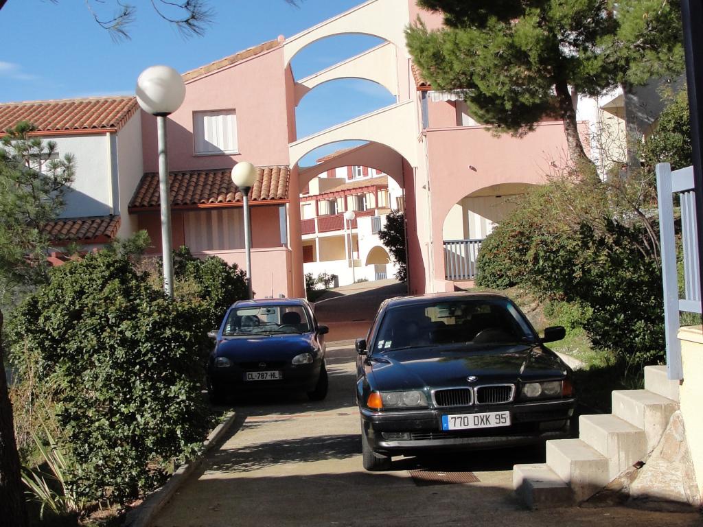 Appartement ** - climatise HAUT DE GAMME climatise, vue mer et montagne, wifi, plongée, randonnees