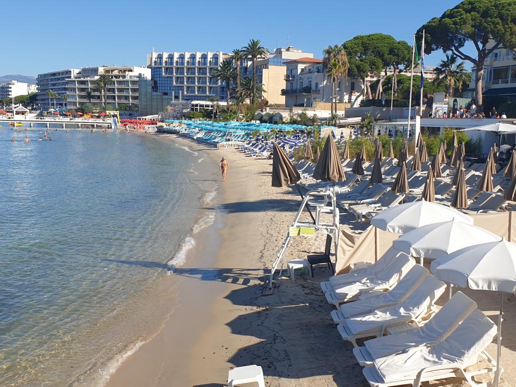 Spacieux 3 pièces avec parking à 400 m des plages