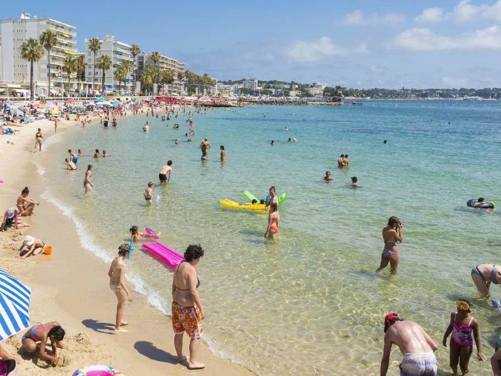 Spacieux 3 pièces avec parking à 400 m des plages