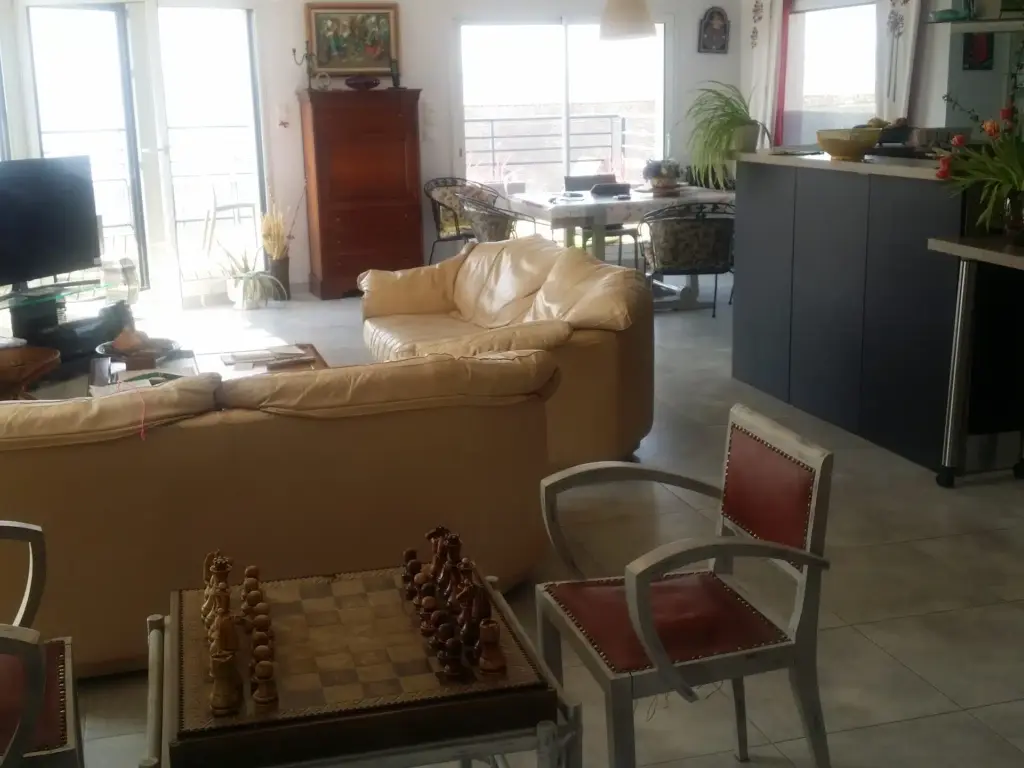 Maison comme dans un bateau vue rade de brest