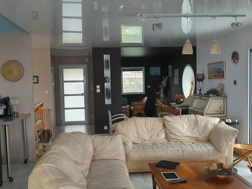 Maison comme dans un bateau vue rade de brest