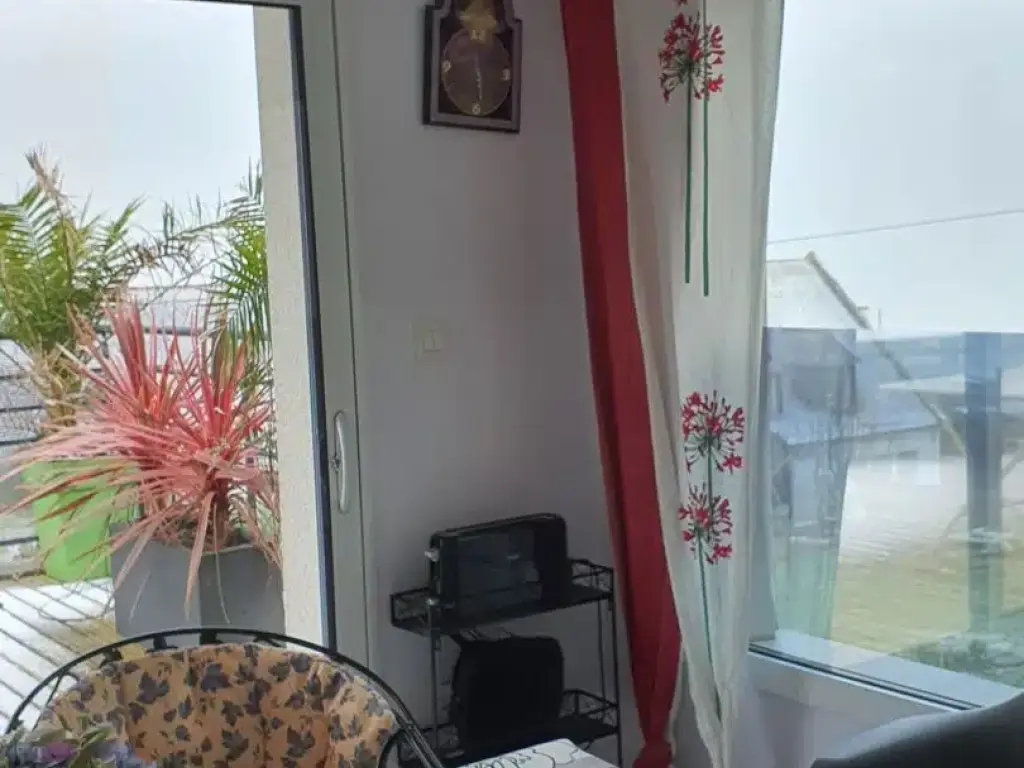 Maison comme dans un bateau vue rade de brest