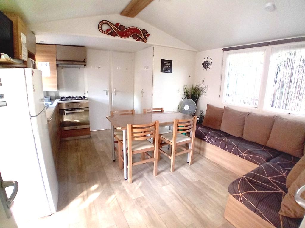 26. Mobil home 3 chambres