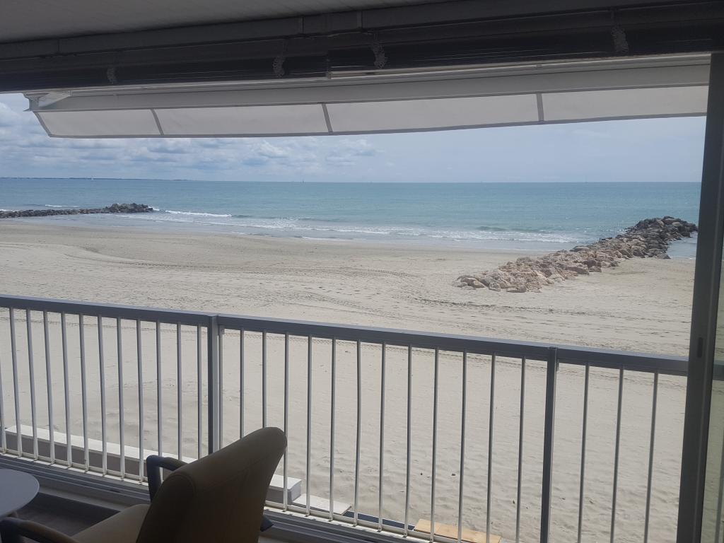 Grand Appartement 3 etoiles les pieds dans l eau