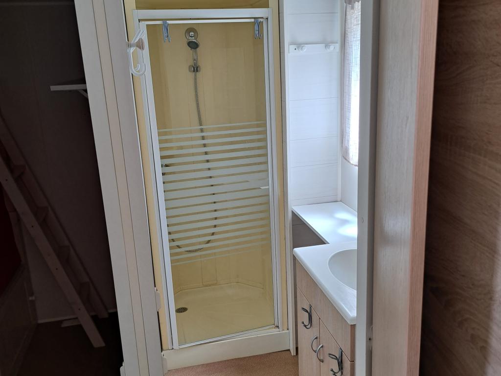 Beau Mobil Home 6 Pers. dans un Camping Familial et calme.