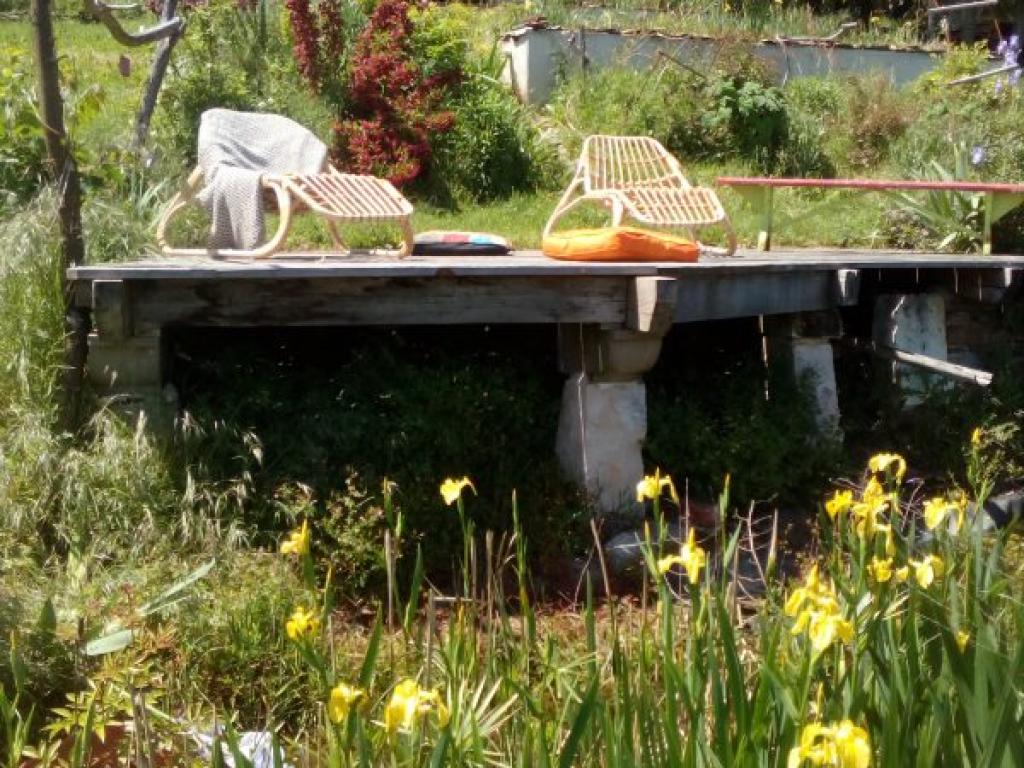 Lieu-dit Peyro Traxo,  Gîte entouré d'une belle nature Aveyronnaise ou le silence y est roi