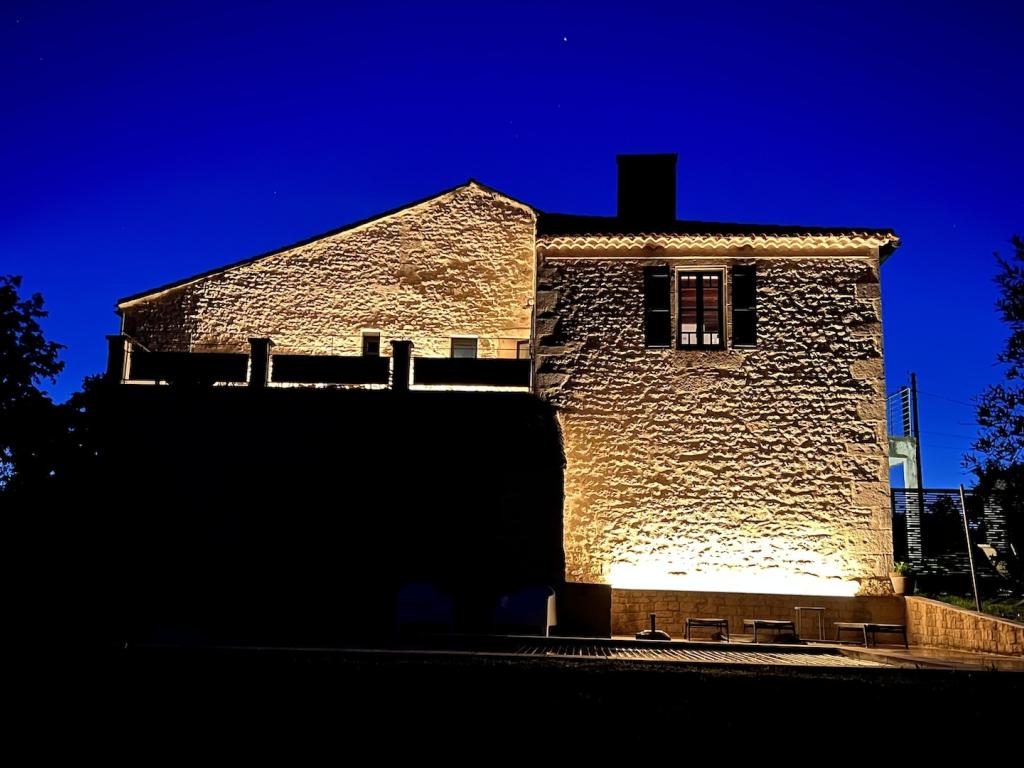 Louroca, le rocher sous les étoiles