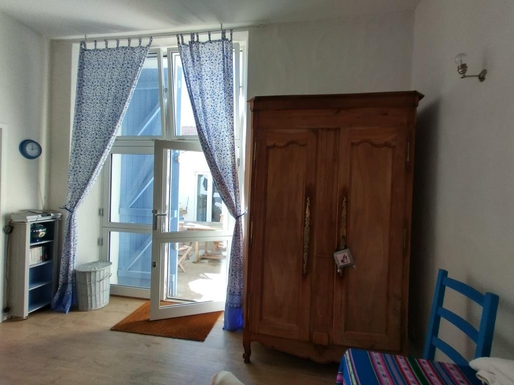 Comfortable Maison pour 10 à 50 metres de la mer- Noirmoutier (3 étoiles)