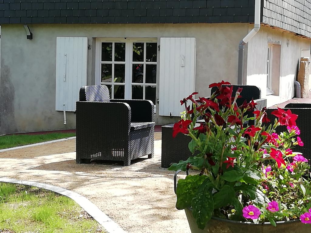 VILLA CAP AVALENN, GITE 3 ETOILES, JARDIN et PARKING PRIVE, LINGE FOURNI, 500 M DE LA MER