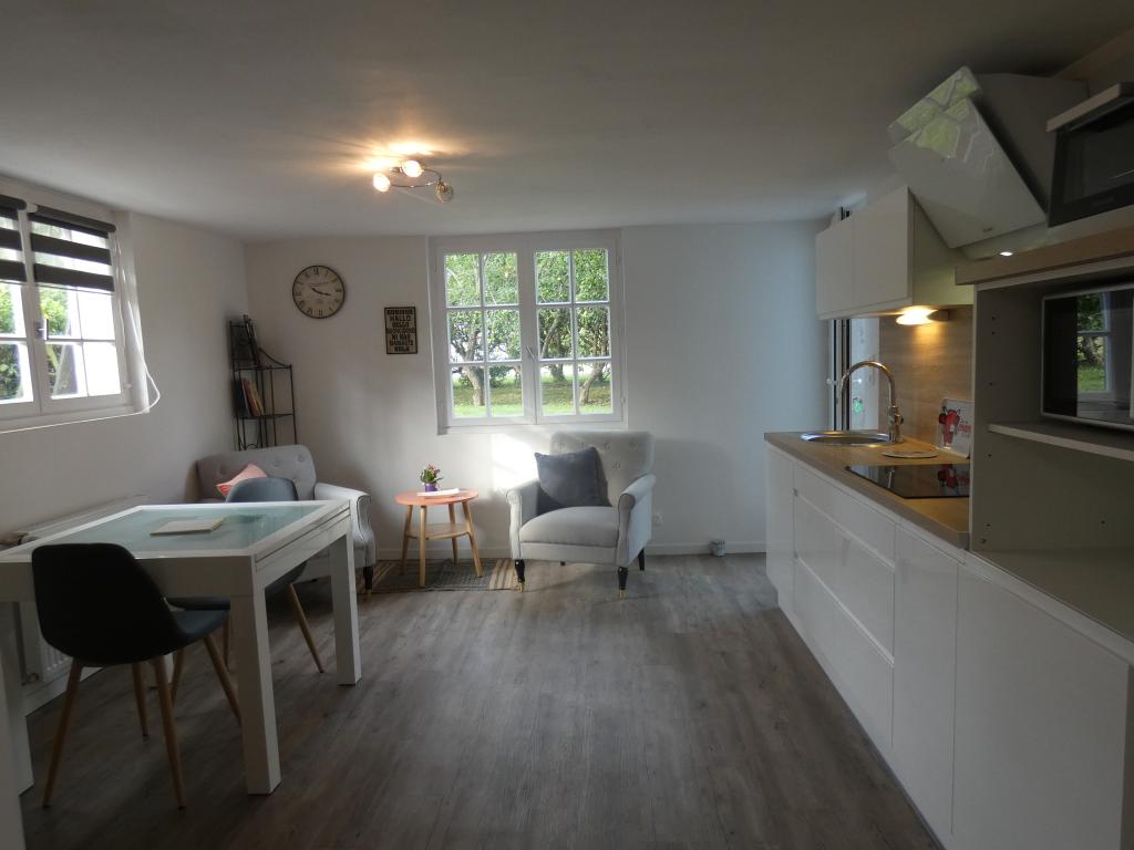VILLA CAP AVALENN, GITE 3 ETOILES, JARDIN et PARKING PRIVE, LINGE FOURNI, 500 M DE LA MER