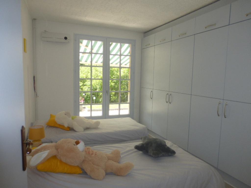Fouillebroc Villa piscine privée ext. ruisseau
