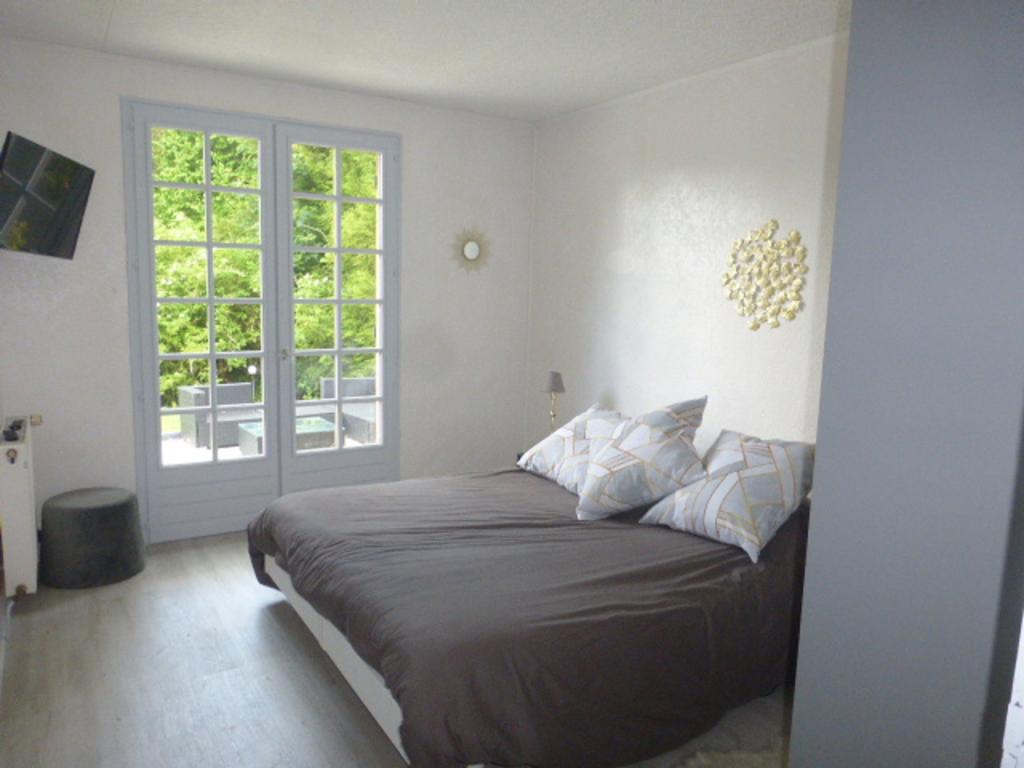 Fouillebroc Villa piscine privée ext. ruisseau