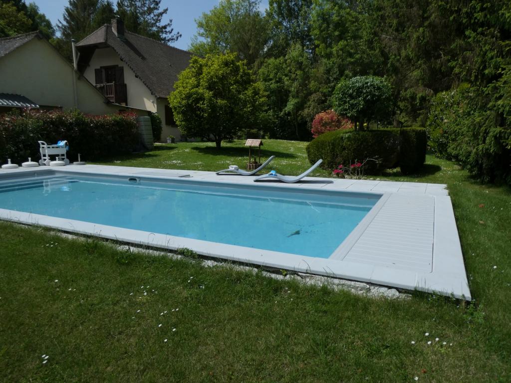 Fouillebroc Villa piscine privée ext. ruisseau
